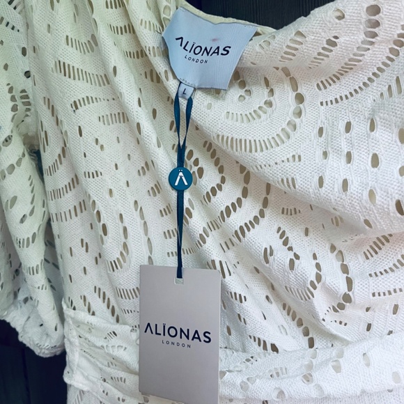 Alionas London Asymmetrical Lace Ivory Midi Dress with Belt on Waist Size L - Picture 8 of 16